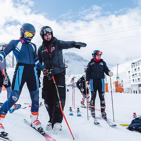 Apex2100 International Ski Academy Tignes Esterno foto