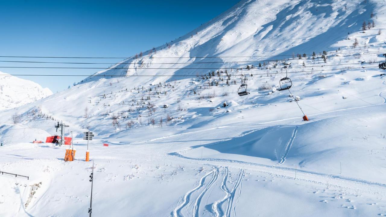 Apex2100 International Ski Academy Tignes Esterno foto